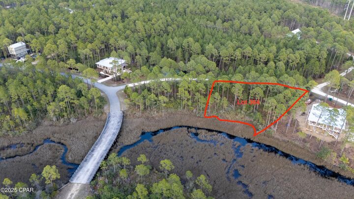Property Photo:  7705 Vireo Lane  FL 32413 