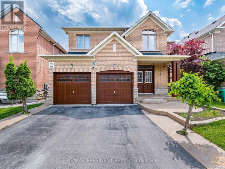 Property Photo: 33 Belleville Drive ON L6P 1V8