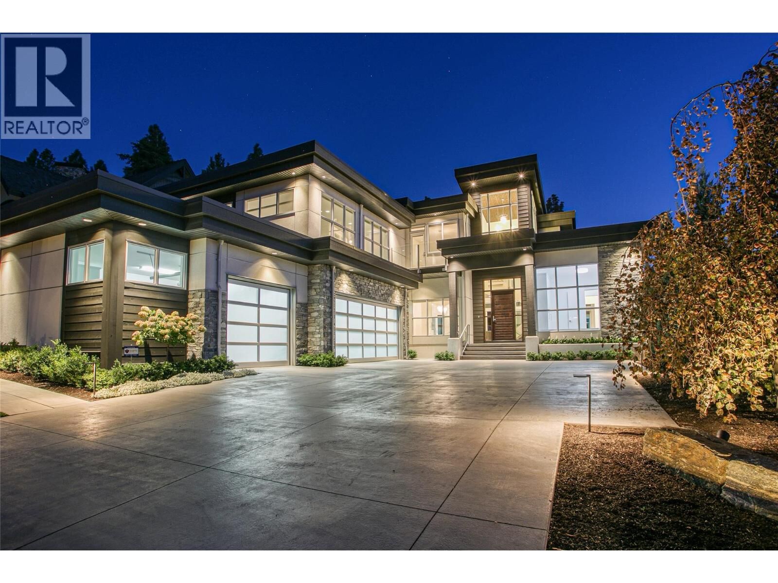 Property Photo:  1049 Westpoint Drive  BC V1W 4Z9 