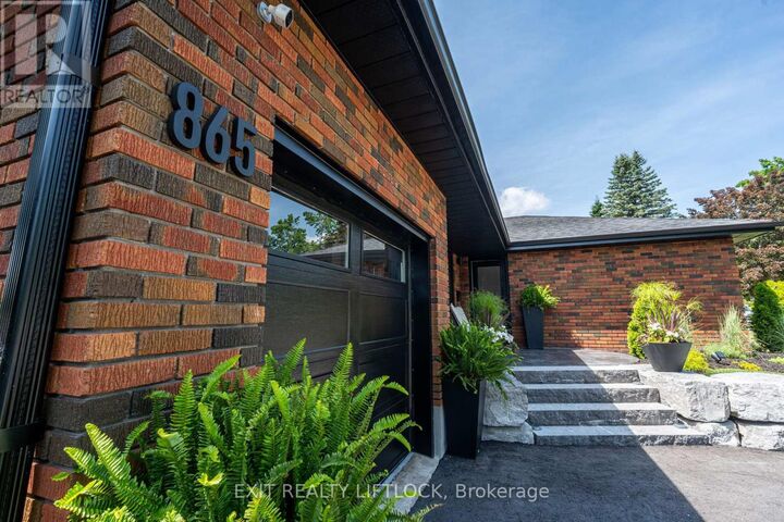 Property Photo: 865 Kensington Drive ON K9J 6J8