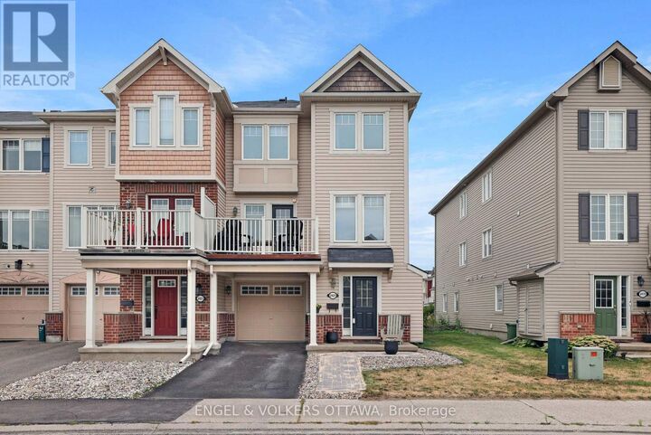 Property Photo:  2421 Nutgrove Avenue  ON K2J 0X4 