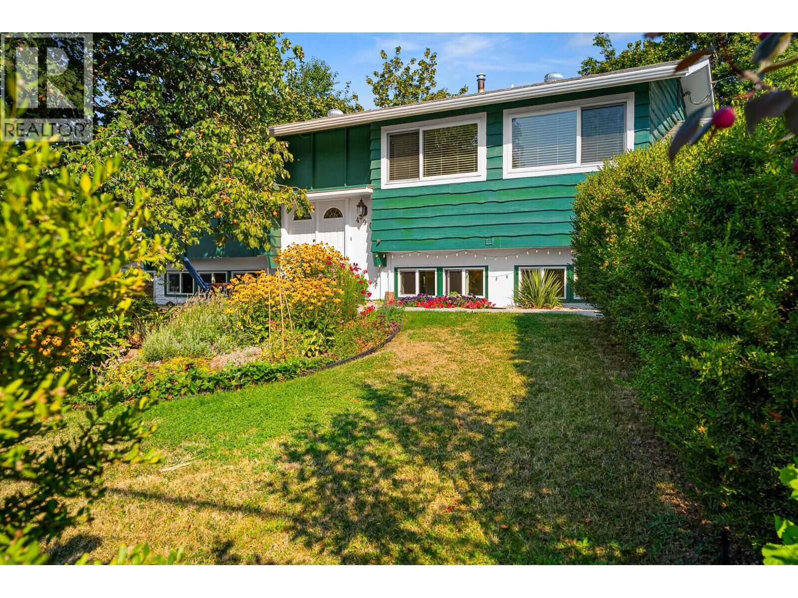 Photo de la propriété: 490 6 Street Southeast BC V1E 4E9