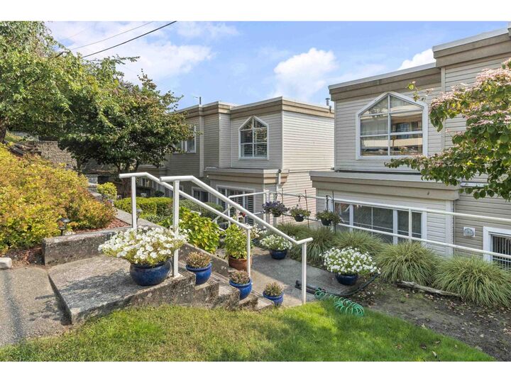 Property Photo:  1157 Vidal  BC V4B 3T4 