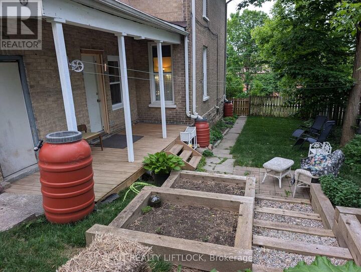 Property Photo: 629 Aylmer Street North ON K9H 3X2