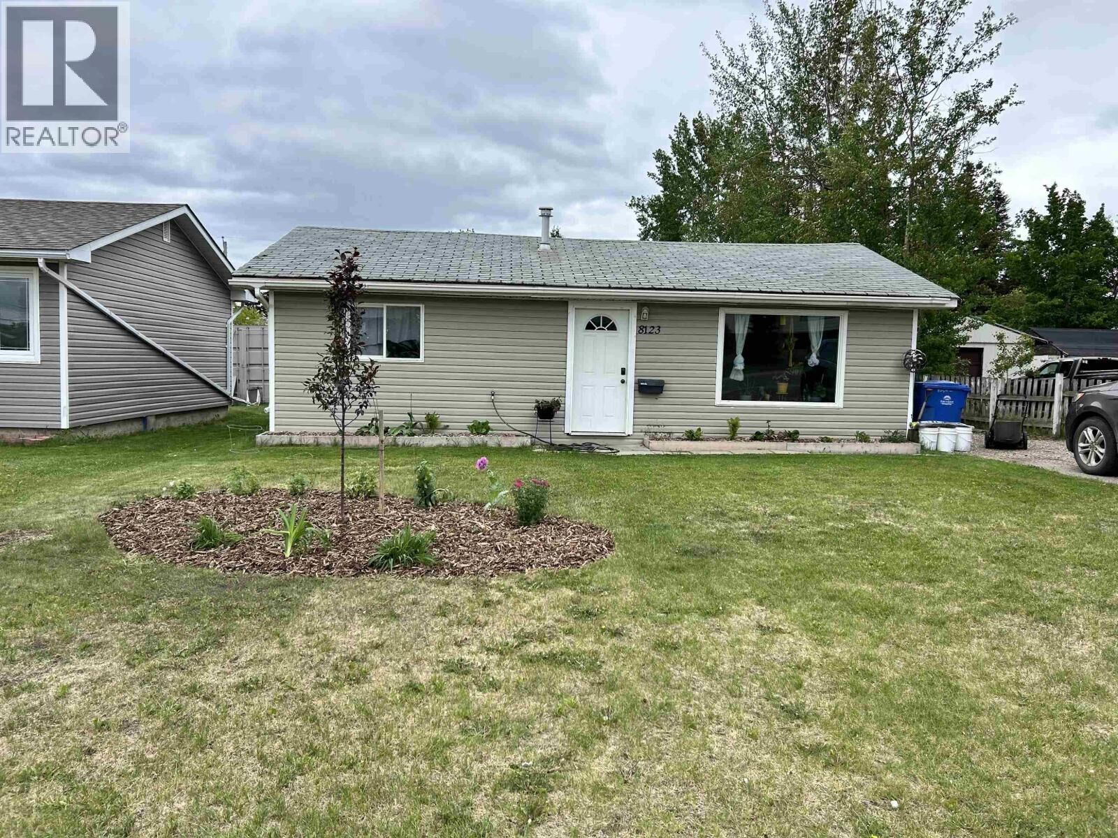 Photo de la propriété: 8123 95 Avenue BC V1J 1G7
