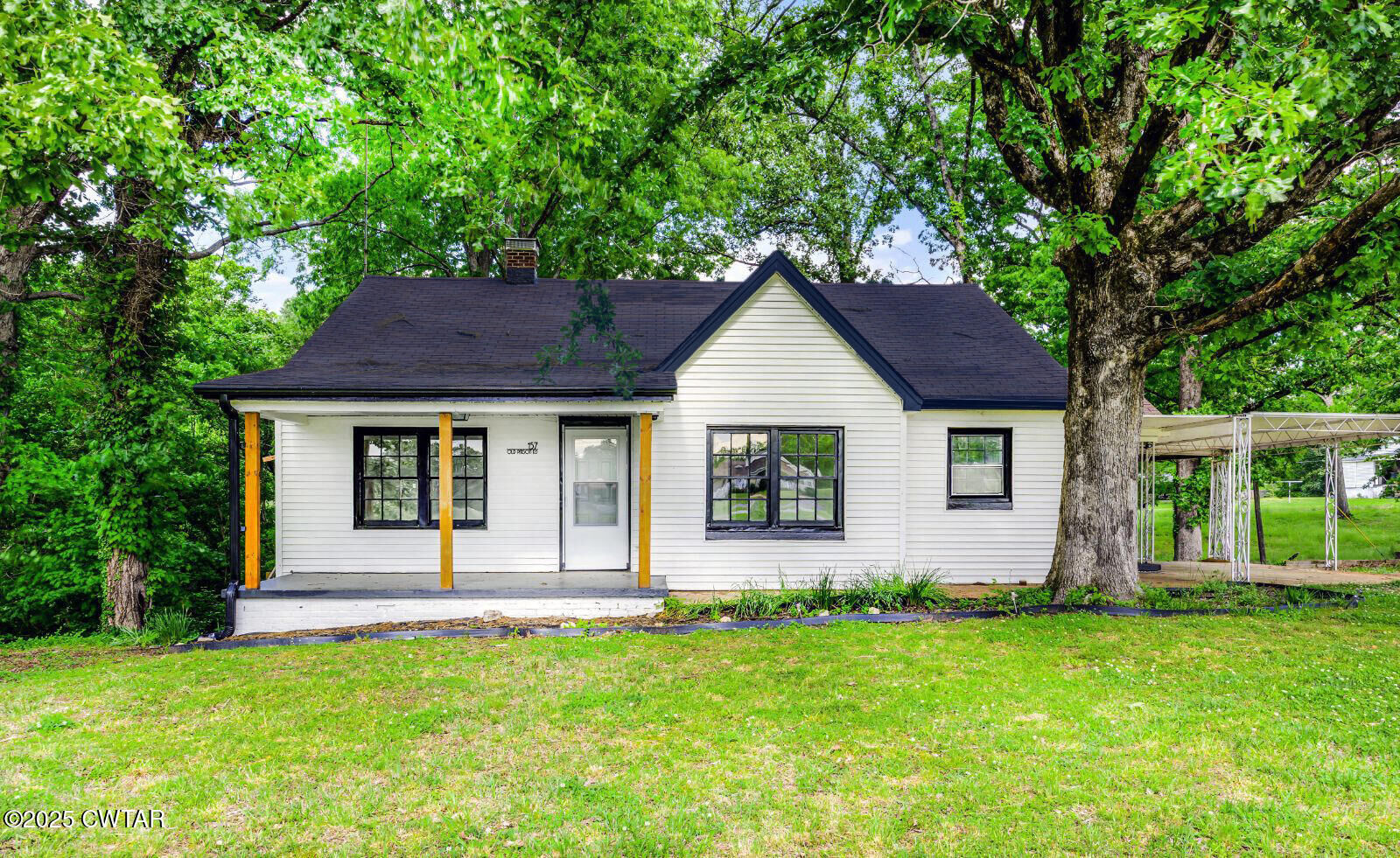 Property Photo: 157 Old Pinson Road TN 38301