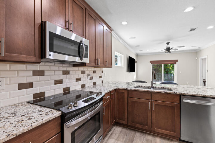 Property Photo: 496 Soundview Court FL 32569