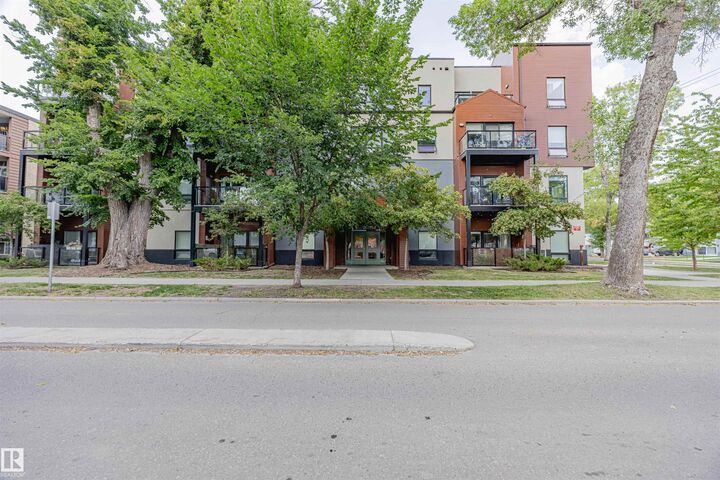 10006 83 Avenue NW 204  Edmonton AB T6E 2C2 photo