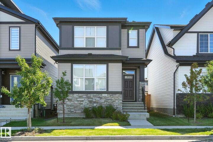 1931 160 Street SW  Edmonton AB T6W 4X6 photo