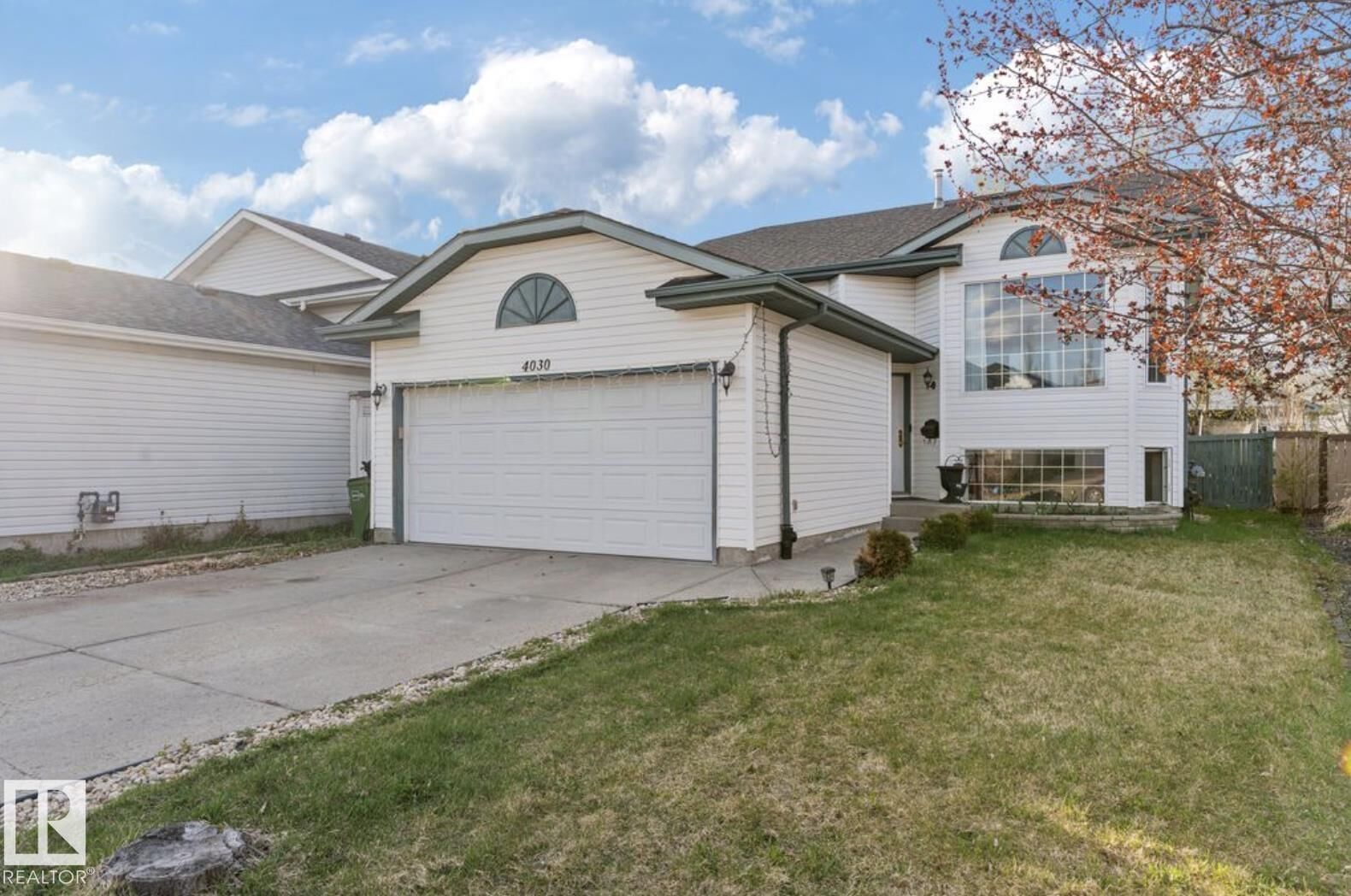 Property Photo: 4030 37A Avenue NW AB T6L 7A1