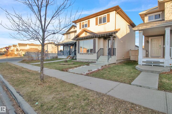 17951 85 Street NW  Edmonton AB T5Z 0E4 photo
