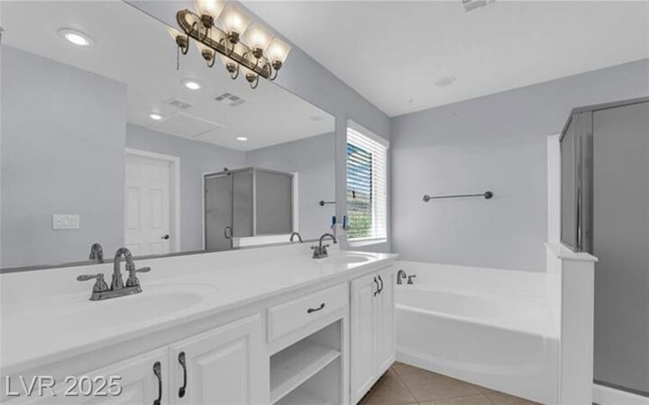Property Photo: 5466 Fawn Chase Way NV 89135