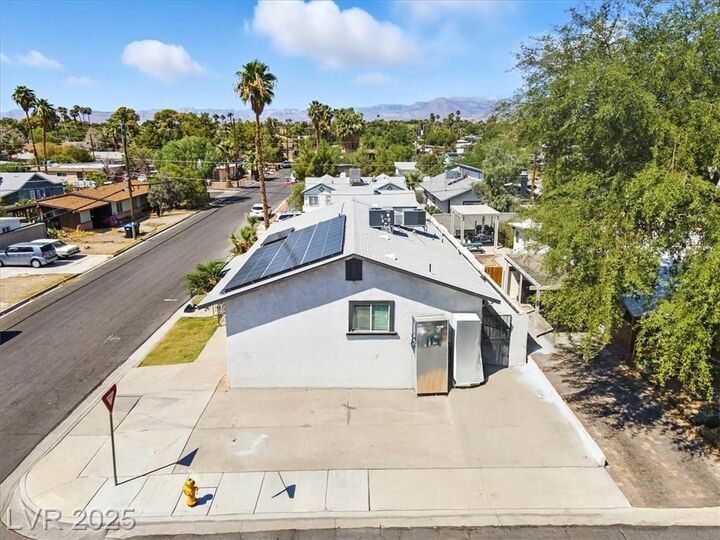 Property Photo:  360 Vandalia Street  NV 89106 
