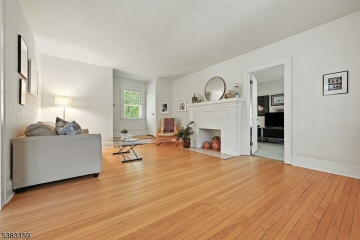 Property Photo:  840 Dorian Rd  NJ 07090 