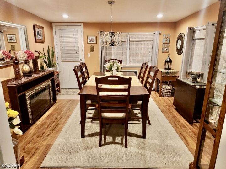 Property Photo:  158 Pelham Ln B  NJ 08831 