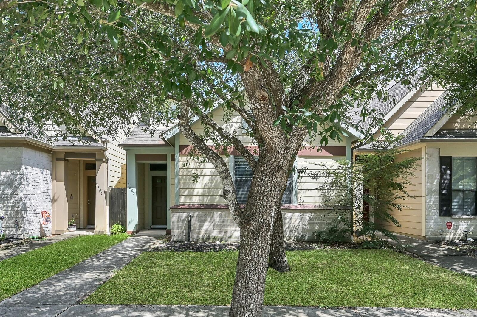 Property Photo:  3607 Cedar Flats Lane  TX 77386 