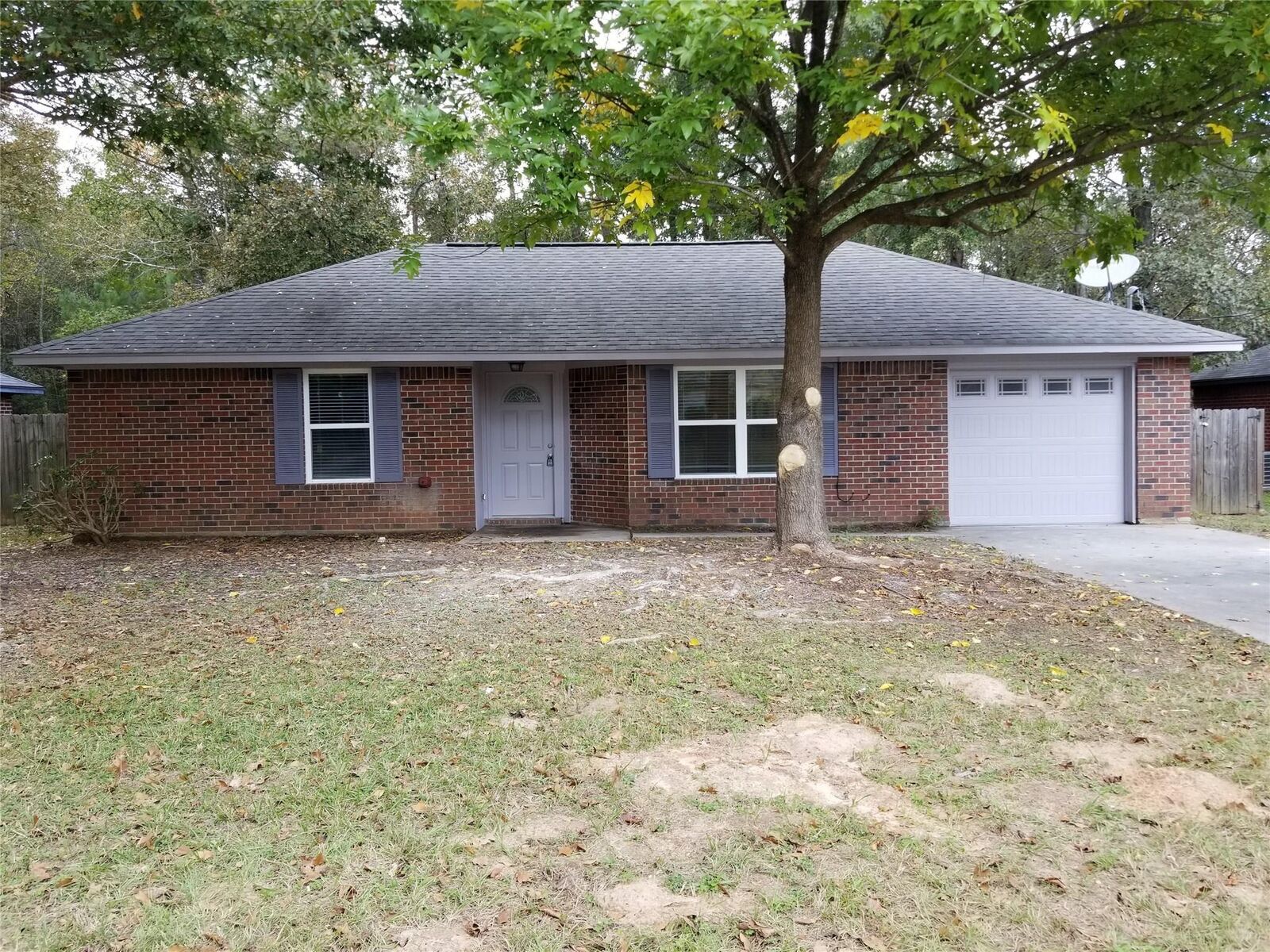 Property Photo:  237 N Forest Drive  TX 77378 