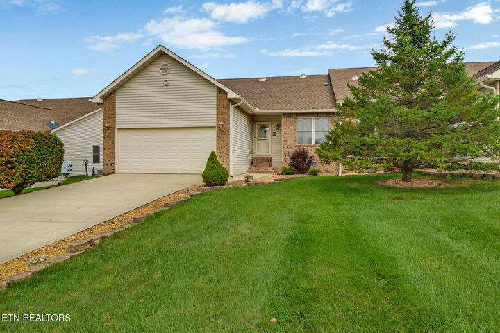 Property Photo: 162 Woodgate Drive TN 38571