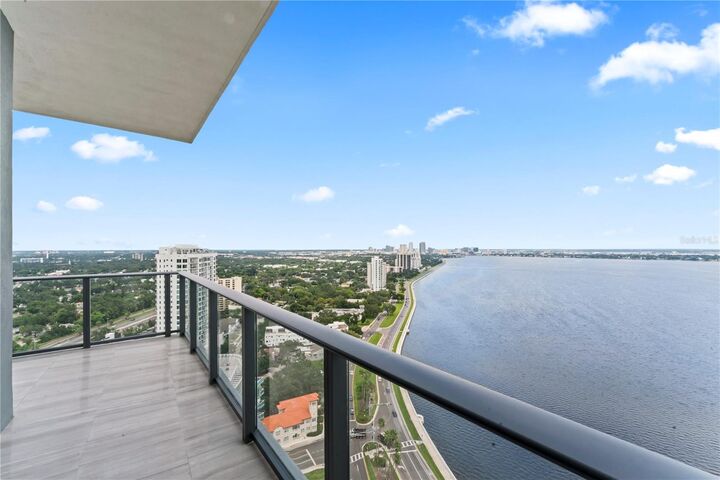 Property Photo: 2912 W Santiago Street 2501 FL 33629