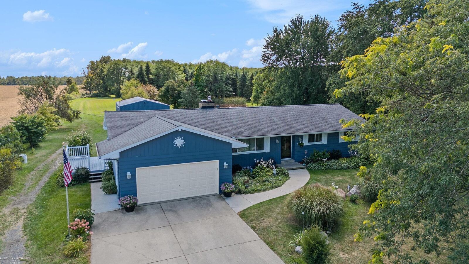 Property Photo:  21550 Irwin Road  MI 48005 