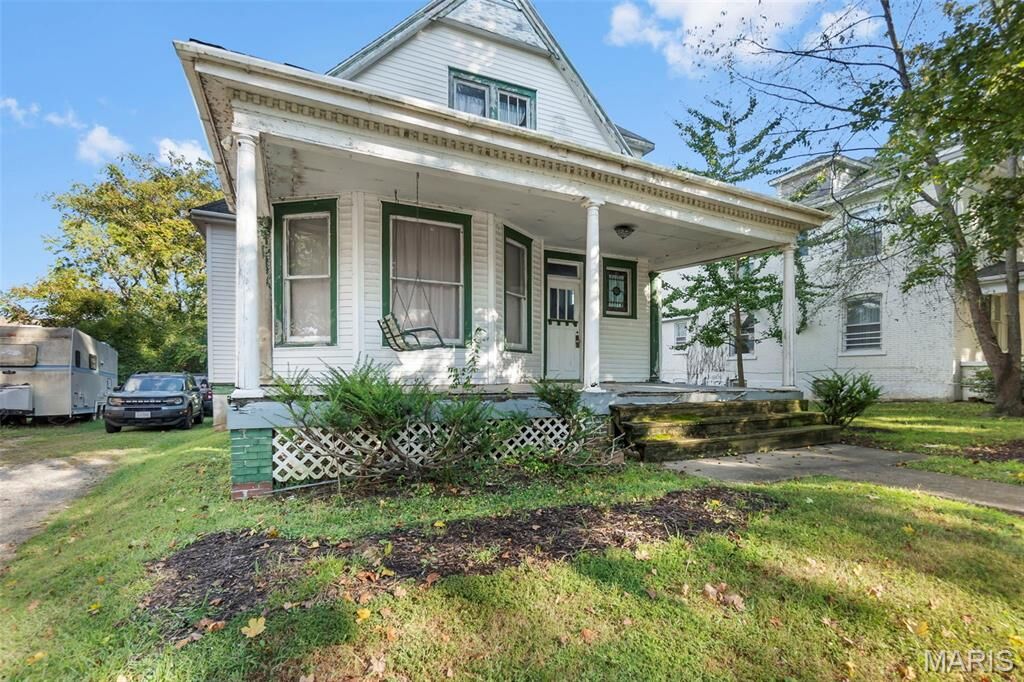 Property Photo: 448 N Frederick Street MO 63701