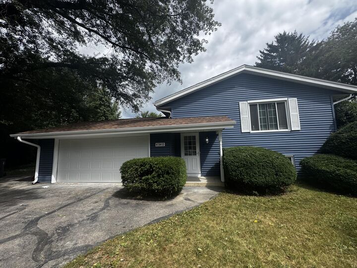 4940 Flambeau Dr  Mount Pleasant WI 53406 photo