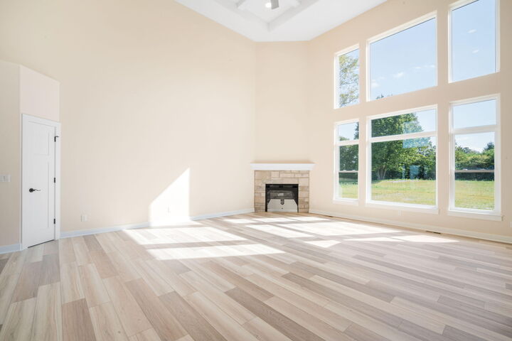 Property Photo: 820 Tyler Way WI 53017