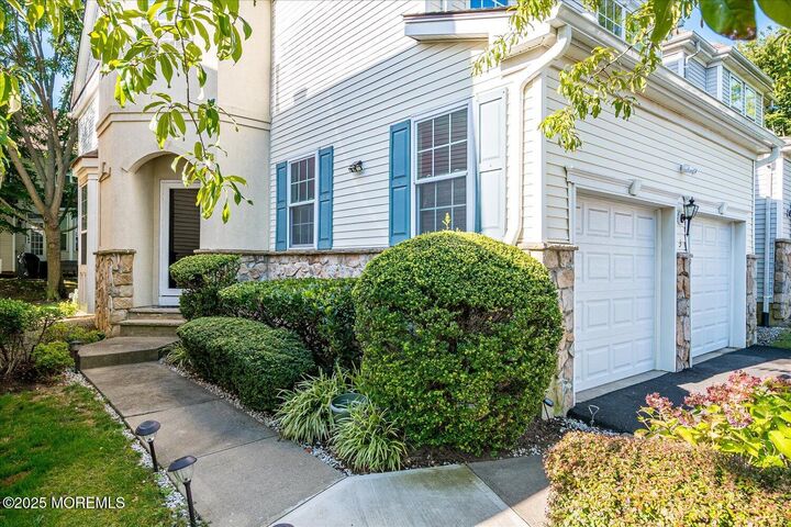 Property Photo:  3 Trpisovsky Court 18  NJ 08859 