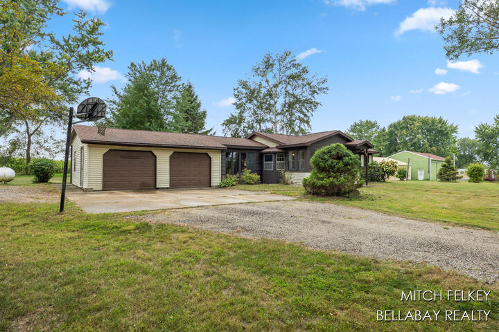 Property Photo:  1116 128th Avenue  MI 49344 