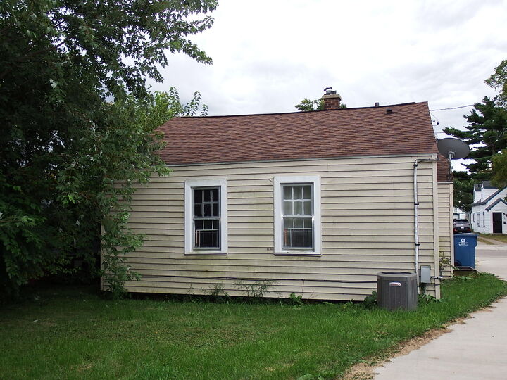 Property Photo: 314 Wentworth Avenue MI 49015