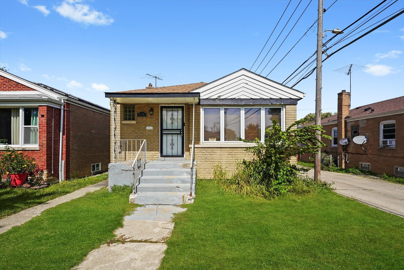 Property Photo:  3542 W 77th Street  IL 60652 