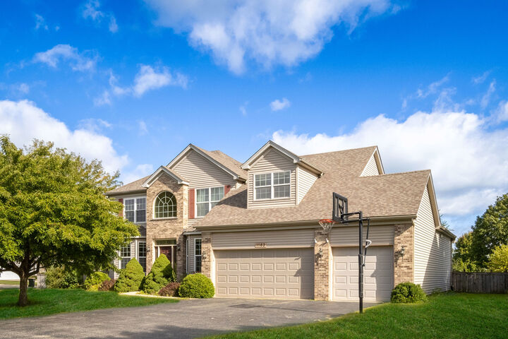 Property Photo:  1163 Western Lane  IL 60560 