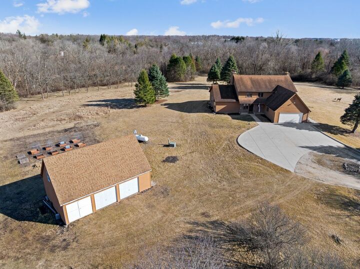 Property Photo:  14N515 Highland Avenue  IL 60124 