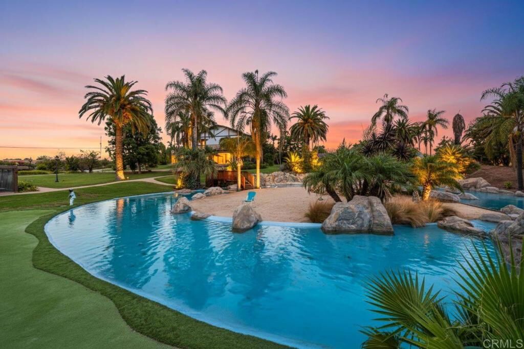 Property Photo:  31121 Stardust Ln  CA 92082 