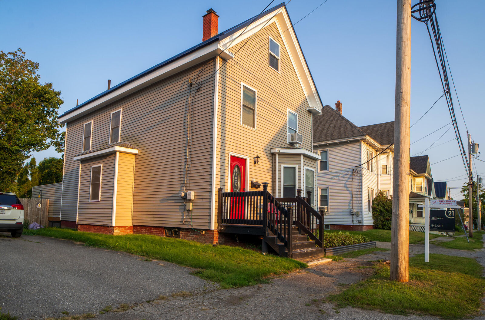 Property Photo:  127 Parkview Avenue  ME 04401 
