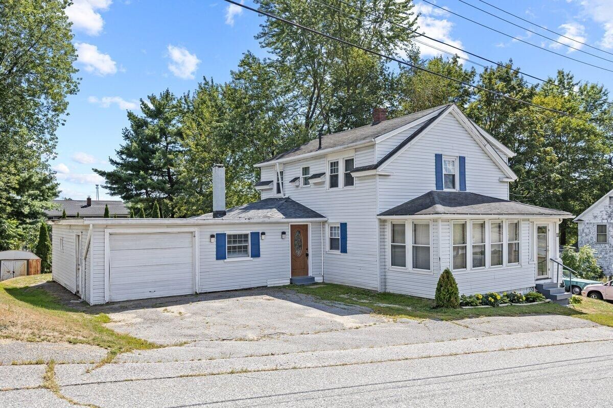 Property Photo:  11 Cassell Street  ME 04240 