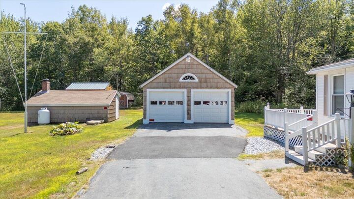 Property Photo:  25 Seal Harbor Road  ME 04860 