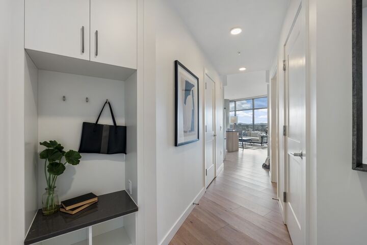 Property Photo:  1212 Demonbreun St B2 (C)  TN 37203 