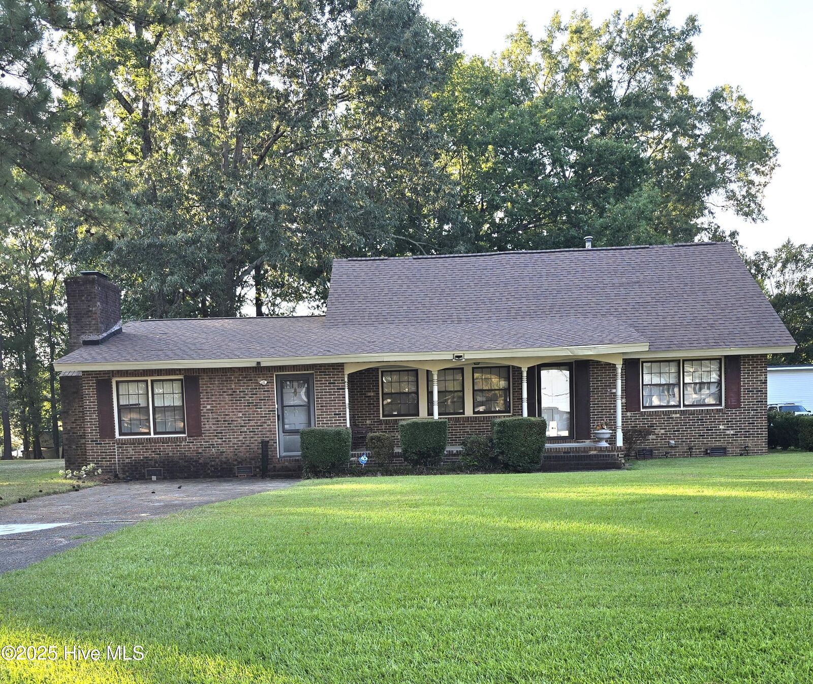 Property Photo:  2416 Bel Air Avenue SE  NC 27893 