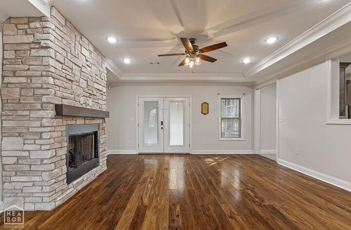 Property Photo:  828 Laura Lea  AR 72405 