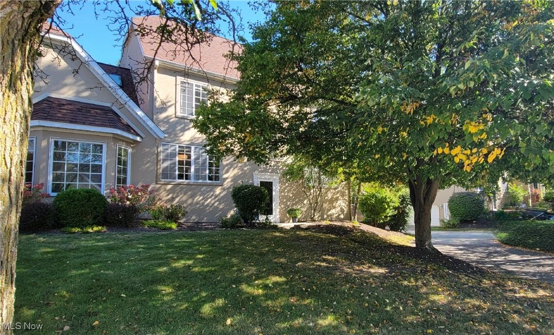 Property Photo: 10375 W Cobblestone Lane W 2 OH 44087