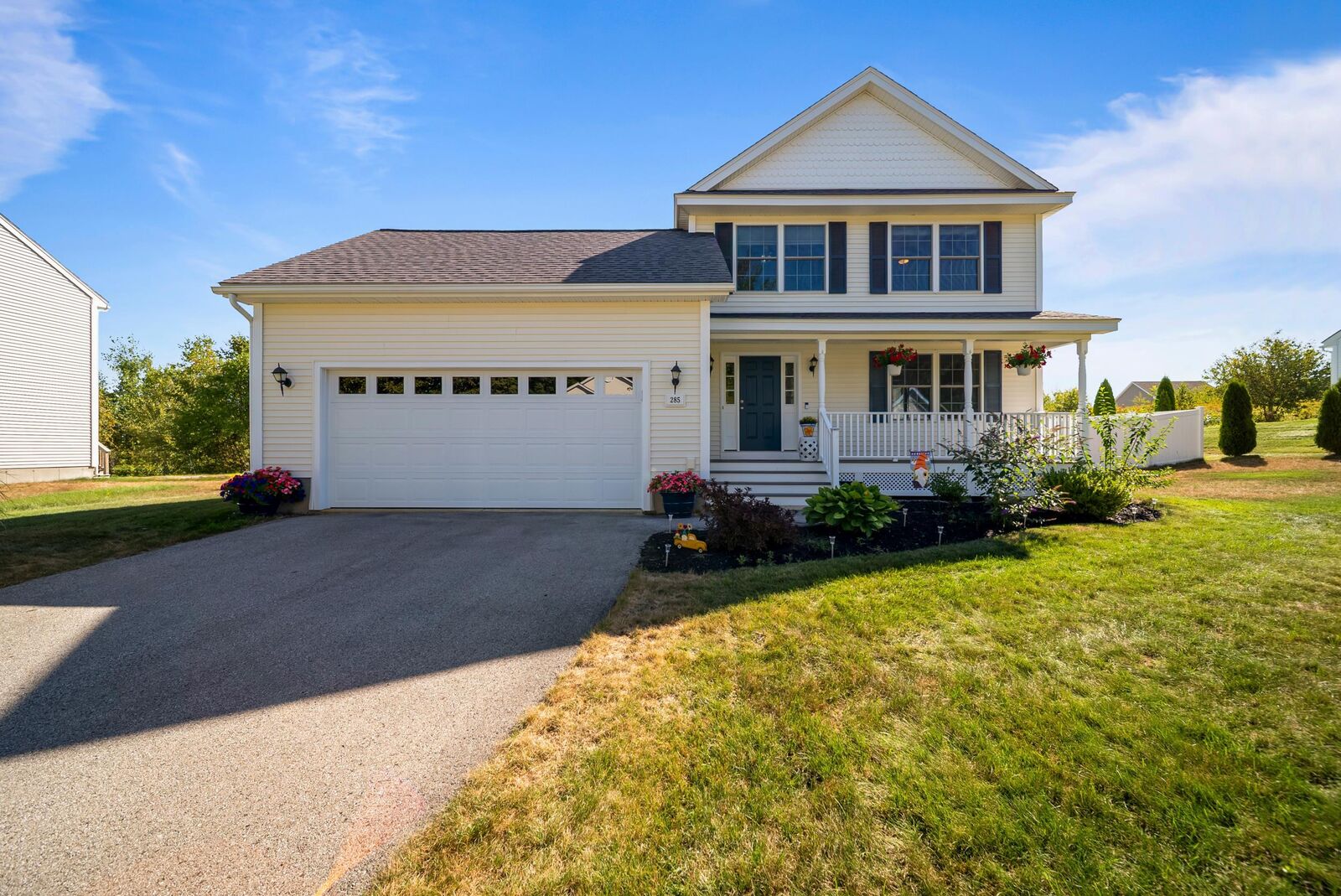 Property Photo:  285 University Circle  NH 03106 
