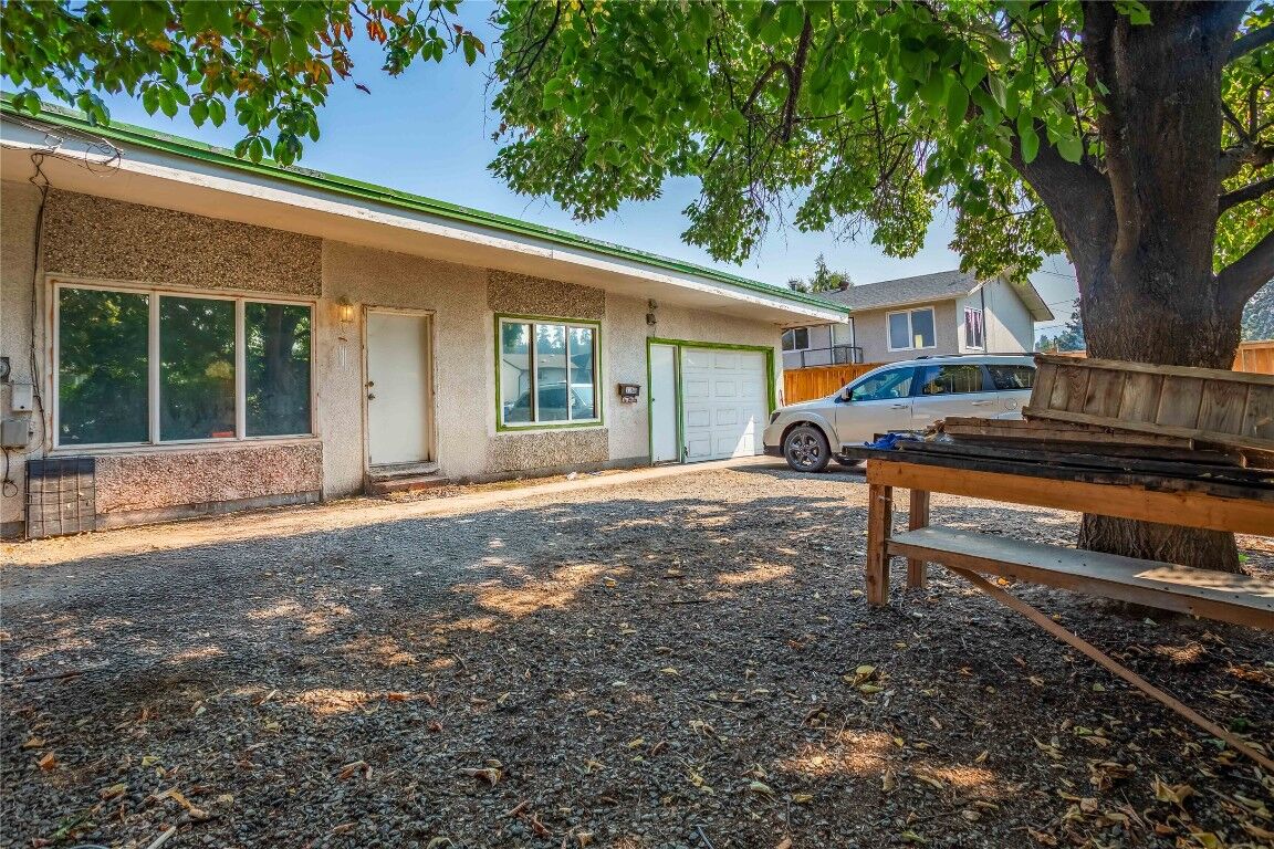 Property Photo: 715B Gerstmar Road BC V1X 4B4