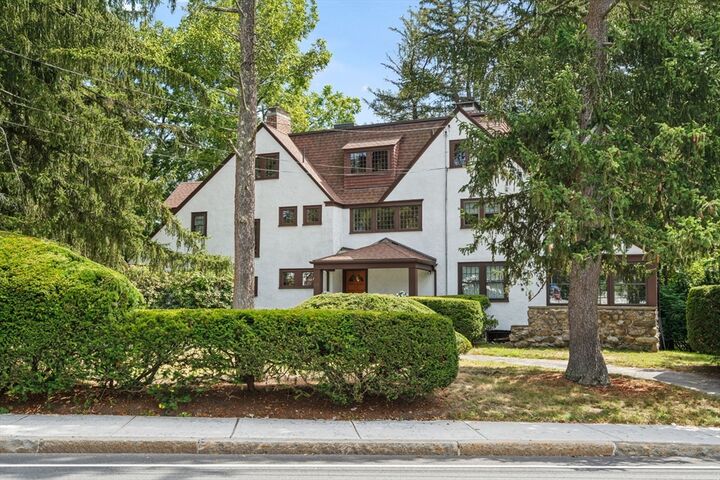 570 Washington Street  Dedham MA 02026 photo