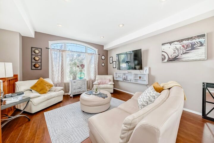Property Photo: 118 Jepsen Crescent AB T4P 0A8