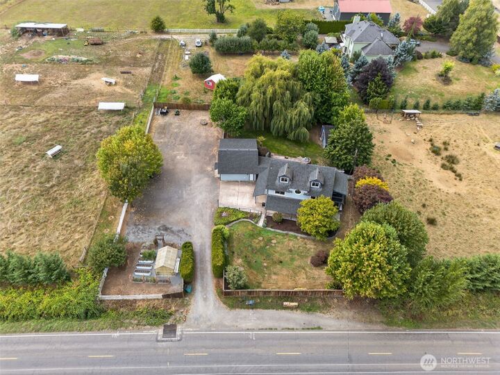 Property Photo:  2810 SE Grace Avenue  WA 98604 
