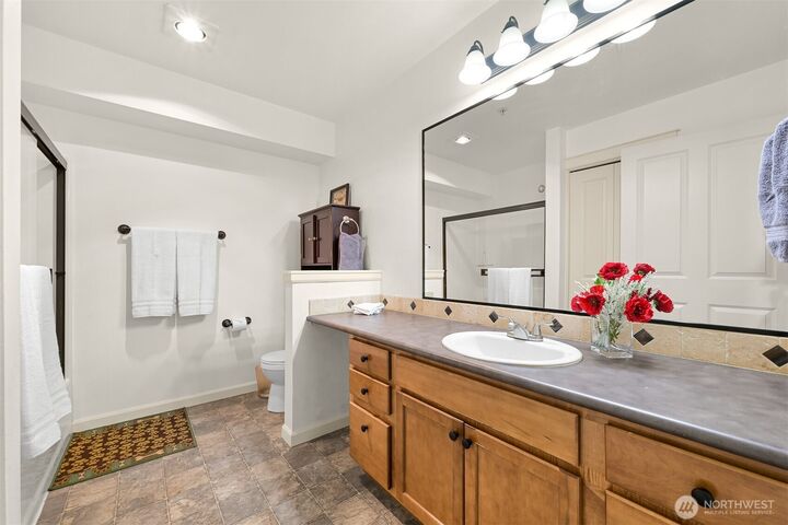 Property Photo:  700  32nd Street A412  WA 98225 