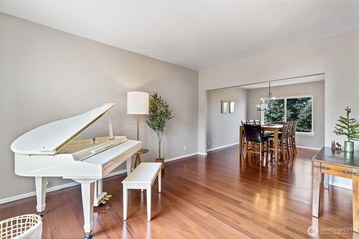 Property Photo: 7208 77th Drive NE WA 98270
