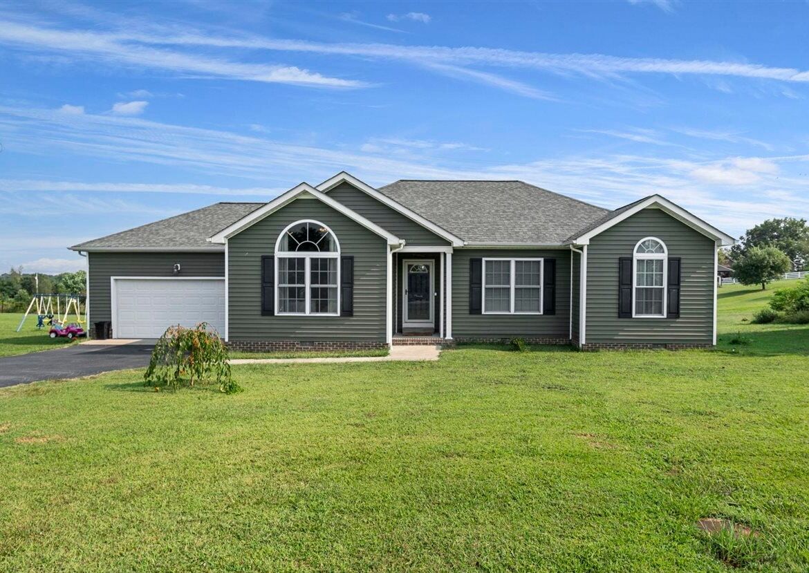 Property Photo:  674 Dover Church Road  KY 42164 