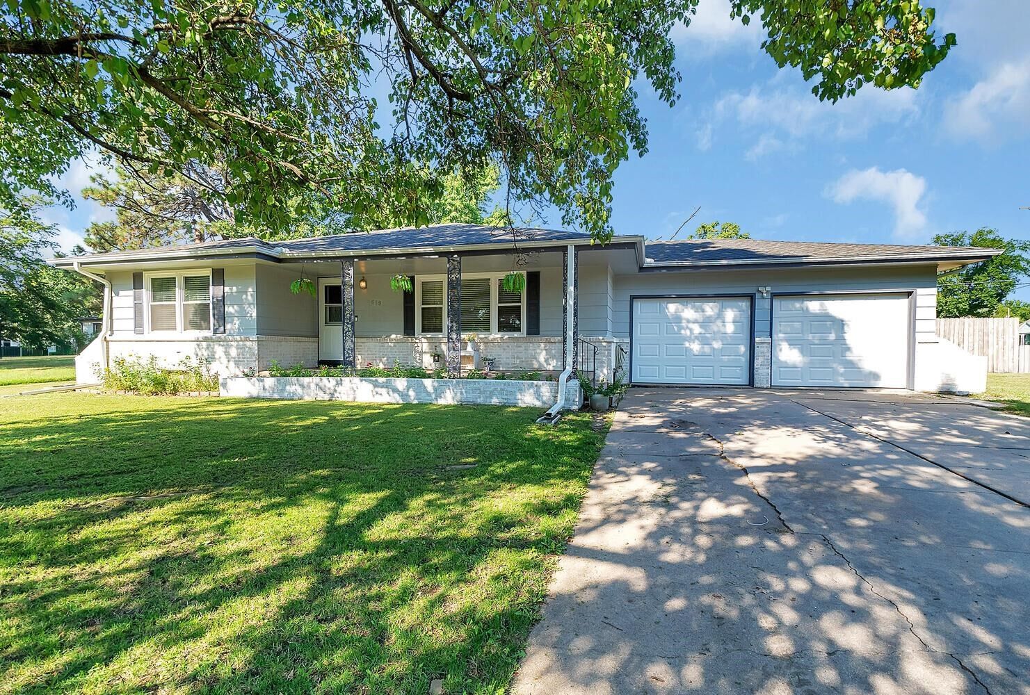 Photo de la propriété: 619 Columbus Ave KS 67114